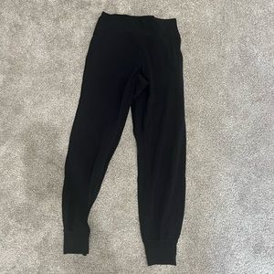 lululemon joggers
